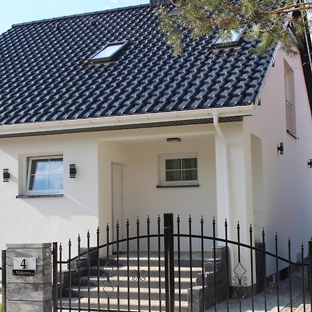 Apartamenty Villa Makowa ヤロスワビエツ エクステリア 写真